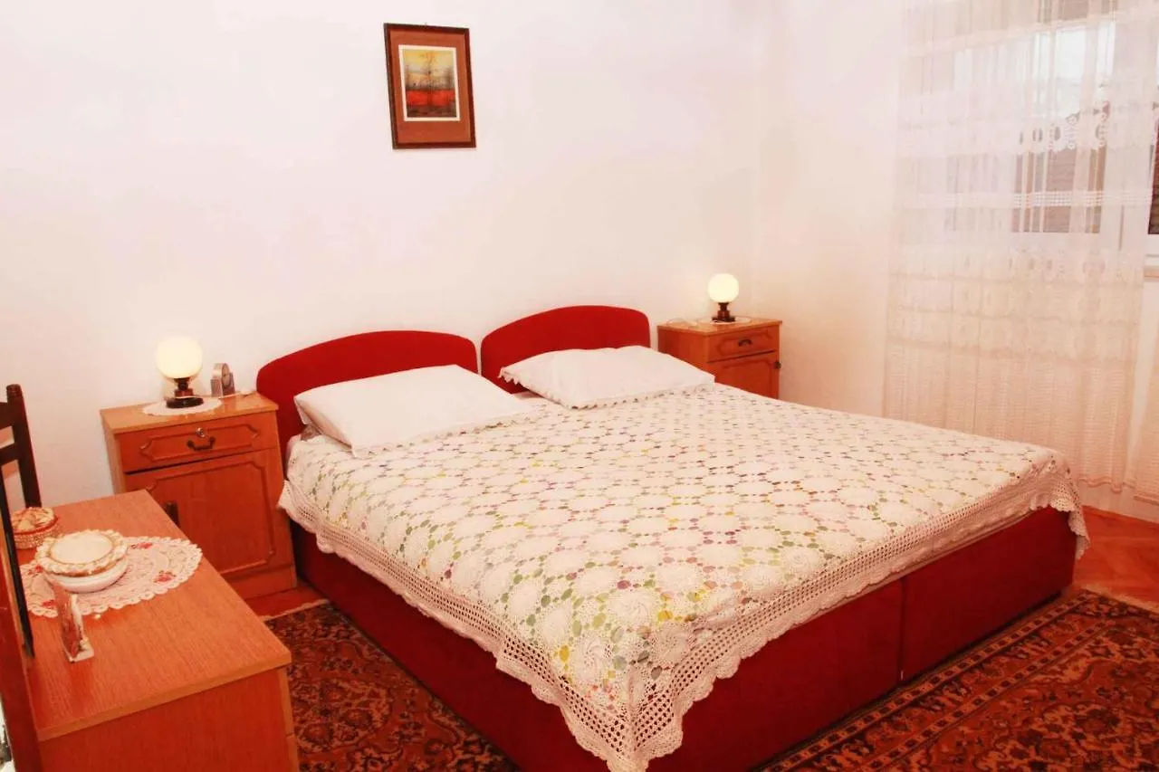 Apartments In Mastrinka 7407 Trogir 0*,  Chorvatsko